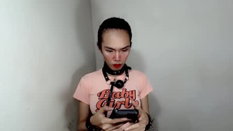 naughtypetiteangel online show from November 21, 8:07 pm