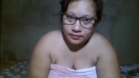 naughtypinay08 online show from March 12, 5:06 pm