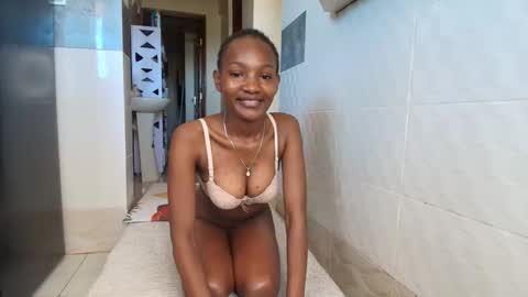 shyreen online show from February 3, 8:29 am