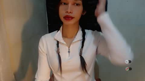 Celine online show from October 28, 11:33 am