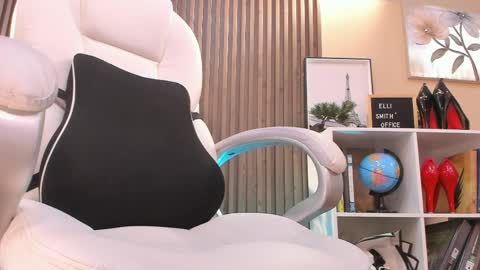         online show from May 22, 8:59 pm