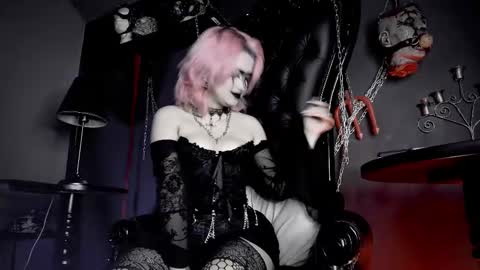 Navier  online show from February 16, 10:41 pm