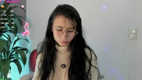 Naye  online show from April 15, 2:31 pm