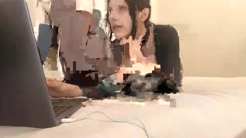 nbomcik online show from June 25, 10:59 pm