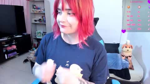 Snapshot of neeko_lol_ chatting on September 18, 10:58 pm Geek Nicole im Neeko UwU online show from September 18, 10:58 pm