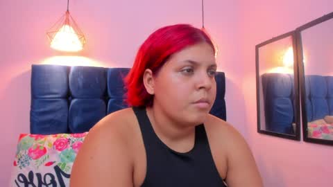 neferet_opal online show from April 2, 12:40 am