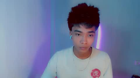neil_asian69 online show from November 9, 8:11 pm