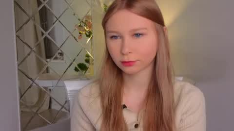 Petra online show from December 17, 1:34 am