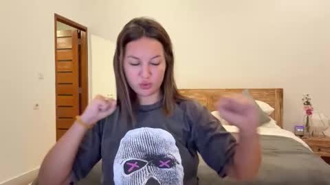 Nelly online show from September 30, 2:05 pm