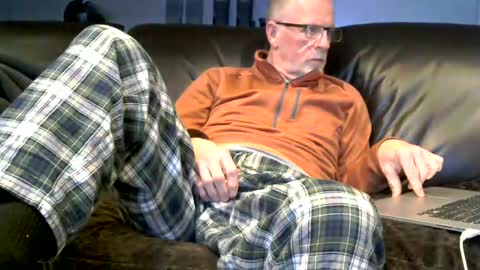 Snapshot of neman4u2c chatting on February 7, 1:47 am Jack online show from February 7, 1:47 am