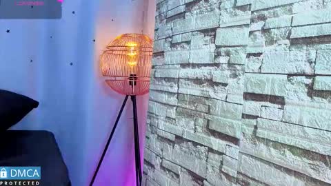 Salome Nena cupcake online show from March 23, 11:04 am