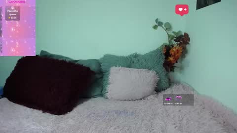 Snapshot of nenaa_stg chatting on October 23, 3:08 am Sol Stg online show from October 23, 3:08 am