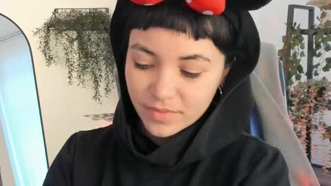 Neo Geisha online show from May 5, 2:34 pm