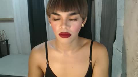 Snapshot of neomi_hardcock chatting on October 23, 6:59 am neomi online show from October 23, 6:59 am