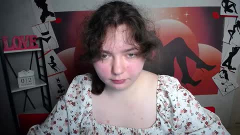 NeonilaLisova online show from December 2, 12:25 pm