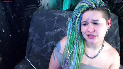 Ada online show from January 8, 8:04 pm