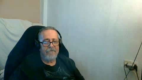 neron401 online show from June 18, 4:01 pm