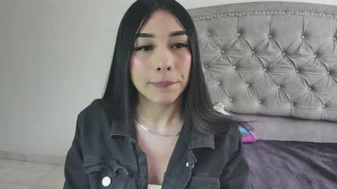 nesuko_kamado online show from October 27, 4:18 pm