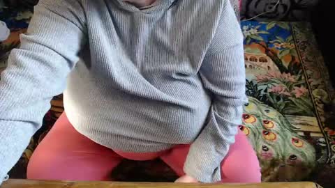 Lilly  online show from April 9, 4:49 am