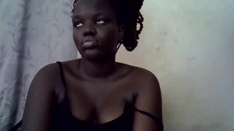 ryena and pam online show from December 17, 9:28 am