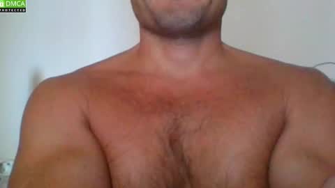 newtyguy90 online show from September 23, 9:36 am