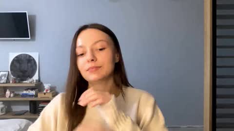 Agne online show from December 5, 3:10 pm