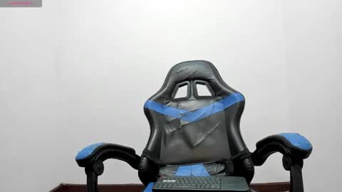 Yeison online show from February 26, 7:39 pm