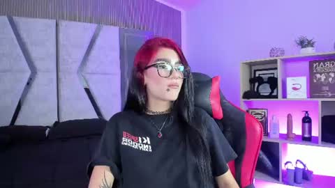 nezukoo_1 online show from July 27, 8:50 pm