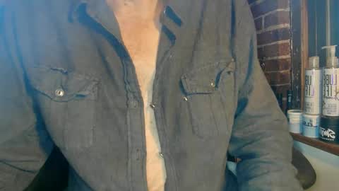 Snapshot of nfgwholoves2cum chatting on February 9, 2:28 am NFG Nice Friendly Guy Dick online show from February 9, 2:28 am
