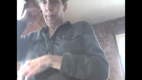 Snapshot of nfgwholoves2cum chatting on February 6, 4:36 pm NFG Nice Friendly Guy Dick online show from February 6, 4:36 pm