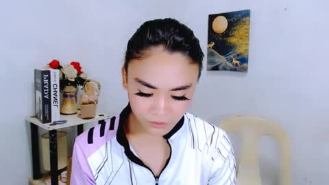 hottie nicole online show from April 21, 2:51 am