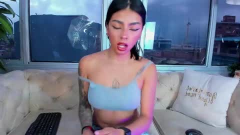 Nia Malkova online show from February 13, 11:24 am