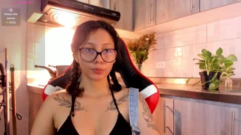 day  online show from December 14, 12:50 am