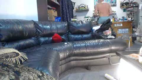 niceasscammo69 online show from December 16, 12:55 pm