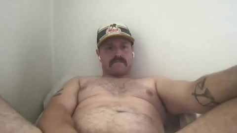 NiceButtNiceGuy online show from April 18, 7:58 pm