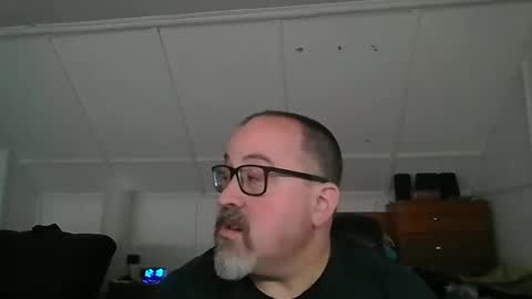 niceguy7208 online show from May 18, 4:18 am
