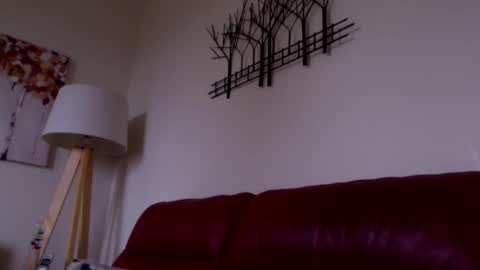 Keith999 online show from April 11, 9:35 am