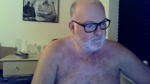 nicexxdane online show from April 18, 3:41 am