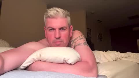 Snapshot of nick578320 chatting on October 11, 1:27 pm nick578320 online show from October 11, 1:27 pm