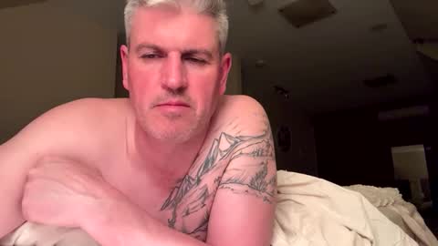 Snapshot of nick578320 chatting on October 16, 1:44 pm nick578320 online show from October 16, 1:44 pm