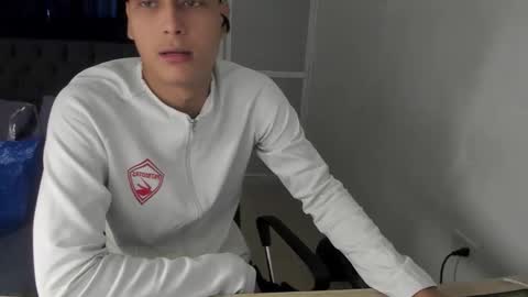 nick_master2 online show from June 6, 5:52 pm