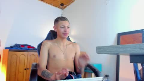 nick_nizzer online show from November 7, 2:30 pm