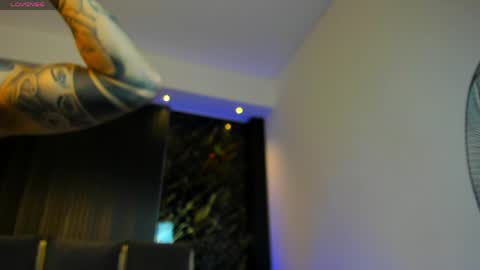 nick owen26 online show from April 13, 7:51 pm