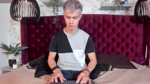 Nick  online show from February 16, 12:25 pm