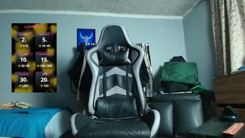 Nickhot0609 online show from March 30, 9:53 am