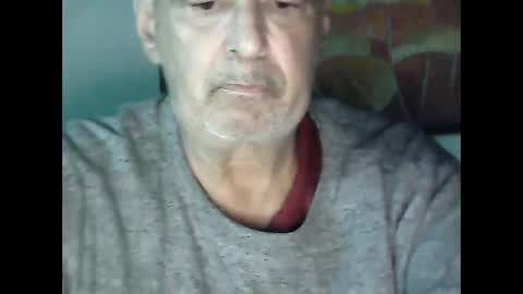 nickincali online show from December 27, 9:28 am