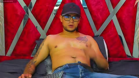 nickk_jonson online show from April 16, 1:11 pm