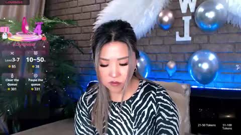 Today is my 41st birthday  And in 2 hours Im waiting for you on the stream Stock up on tokens and a good mood Nicky online show from February 10, 3:59 pm