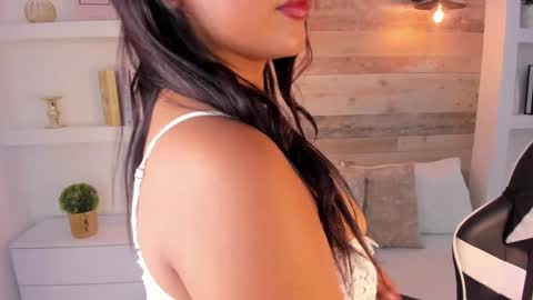 Nicky  online show from October 24, 3:07 am