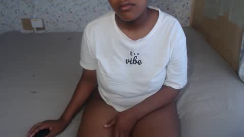 nickybliss online show from January 19, 6:34 am